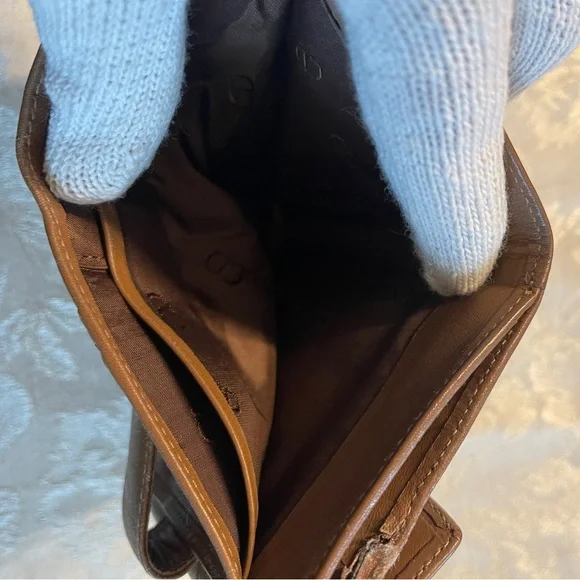 CHRISTIAN DIOR VINTAGE HONEYCOMB COLLECTION SHORT WALLET - Picture 7 of 11